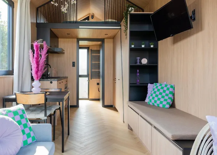 Luxe Tinyhouse 2 Op Minicamping In Waarde