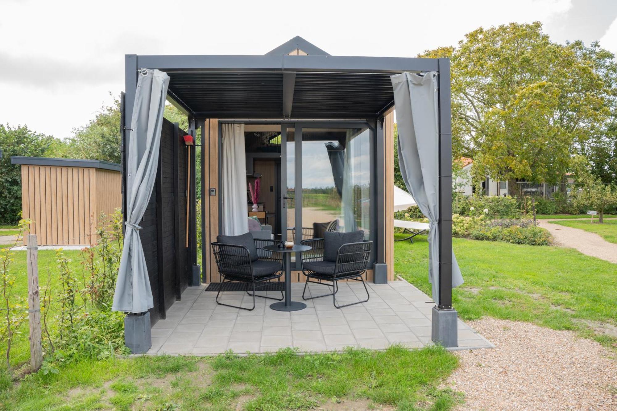 Luxe Tinyhouse 2 Op Minicamping In Appartement Waarde