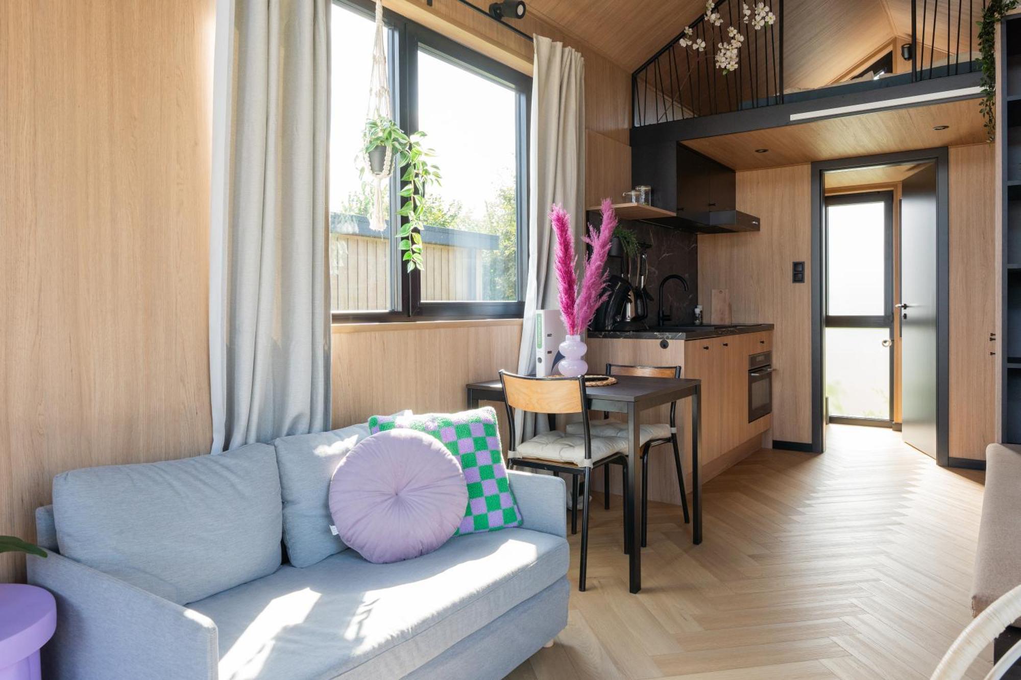 Luxe Tinyhouse 2 Op Minicamping In Waarde